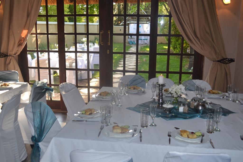 Castello Guesthouse Vryburg Exterior photo